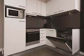 Adina Apartment Hotel Berlin CheckPoint Charlie