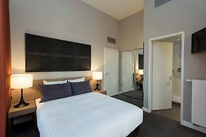 Adina Apartment Hotel Berlin CheckPoint Charlie
