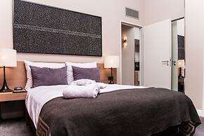 Adina Apartment Hotel Berlin CheckPoint Charlie