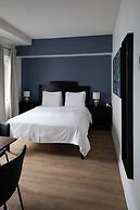 Byward Blue Inn