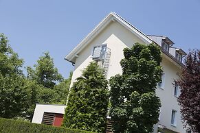 Hotel Kriemhild am Hirschgarten