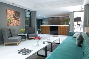 Portal Plaza Suites