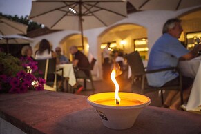 Bon Retorn Hotel Restaurant