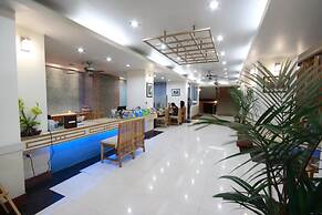 First Residence Hotel