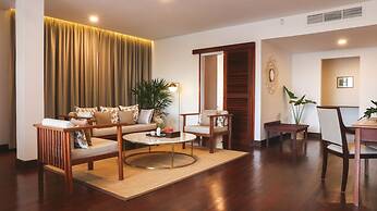 Amanjaya Pancam Suites Hotel