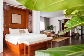 Amanjaya Pancam Suites Hotel