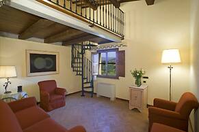 Sovana Hotel & Resort