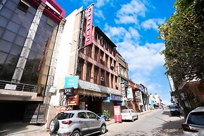 Hotel Classic Karol Bagh