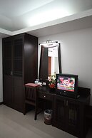 Samui First House Hotel