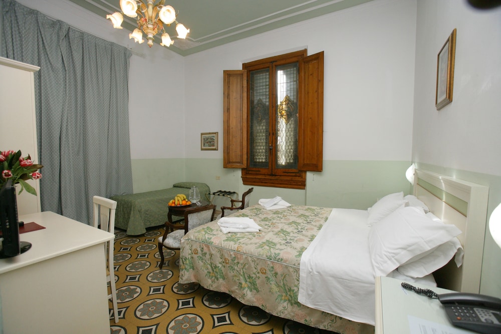 Hotel Desirée