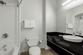 Studio 6 Mississauga, ON - Toronto