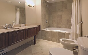 Manoir Des Sables, an Ascend Collection Hotel