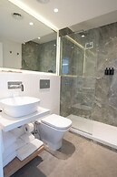 Vain Boutique Hotel