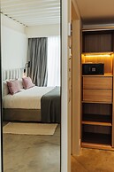 Vain Boutique Hotel