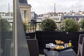 Le 12 Hotel