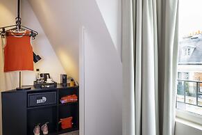 Le 12 Hotel
