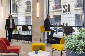 Le 12 Hotel