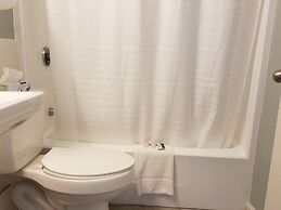 Hampton Village Inn