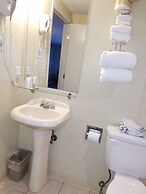 Hampton Village Inn