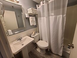 Hampton Village Inn