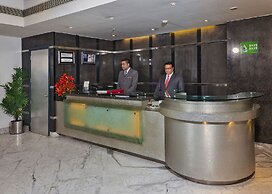 Hotel Shanti Palace