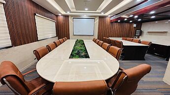 Hotel Shanti Palace