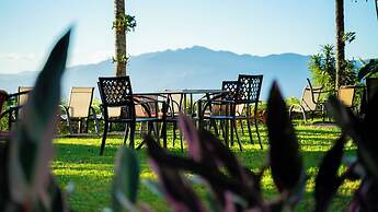 Buena Vista Chic Hotel
