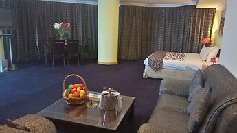 Phoenicia Tower Hotel
