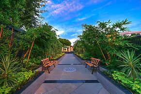 Royale Sarovar Portico Agra
