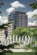Rosslyn Central Park Hotel