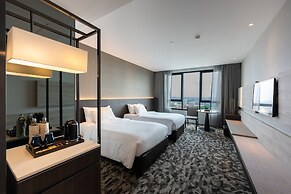 Grand Richmond Stylish Convention Hotel