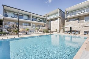 Smiths Beach Resort