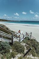Smiths Beach Resort