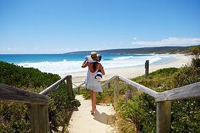 Smiths Beach Resort
