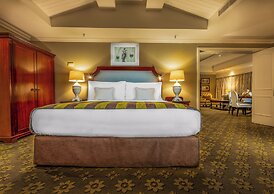 Hemingways Hotel
