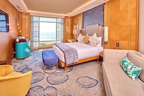 Suncoast Hotel & Towers