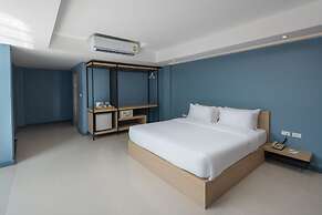 Nora Lakeview Hotel