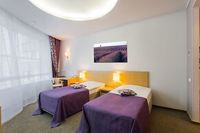 Vizavi Hotel
