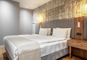 ADM Grand Hotel