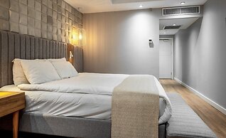 ADM Grand Hotel