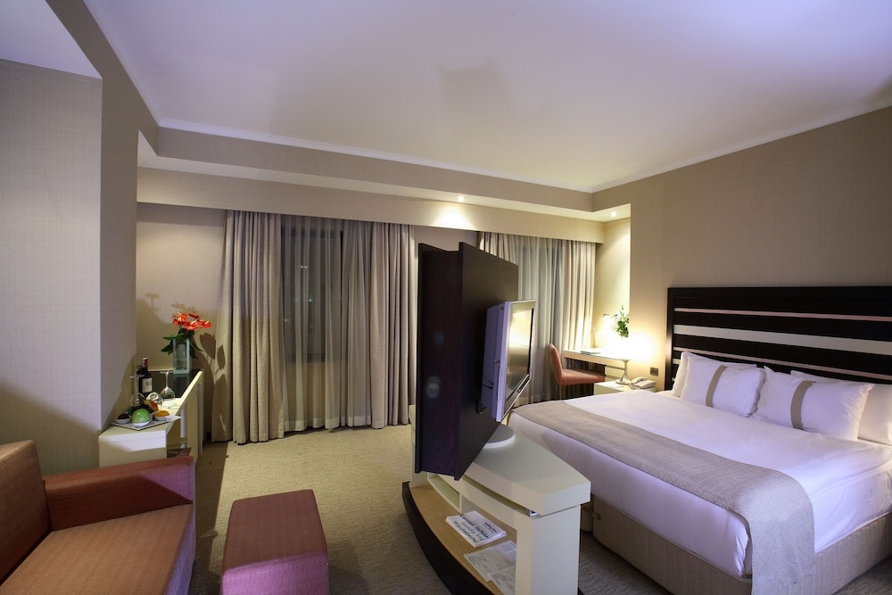 ADM Grand Hotel
