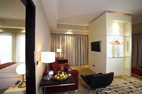 ADM Grand Hotel