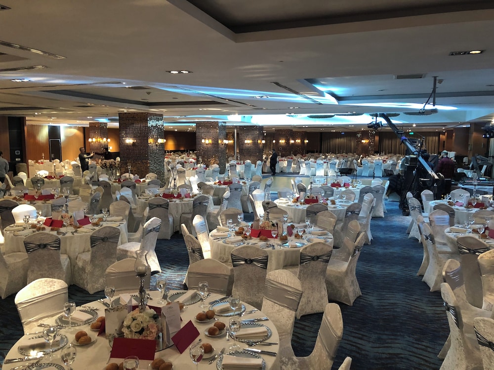 ADM Grand Hotel