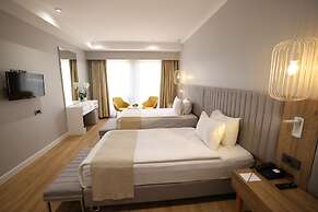 ADM Grand Hotel