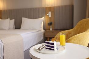 ADM Grand Hotel