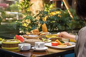 InterContinental Chengdu Century City by IHG