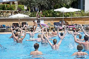 FERGUS Club Font de Sa Cala Beach
