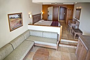 FERGUS Club Font de Sa Cala Beach
