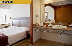 FERGUS Club Font de Sa Cala Beach