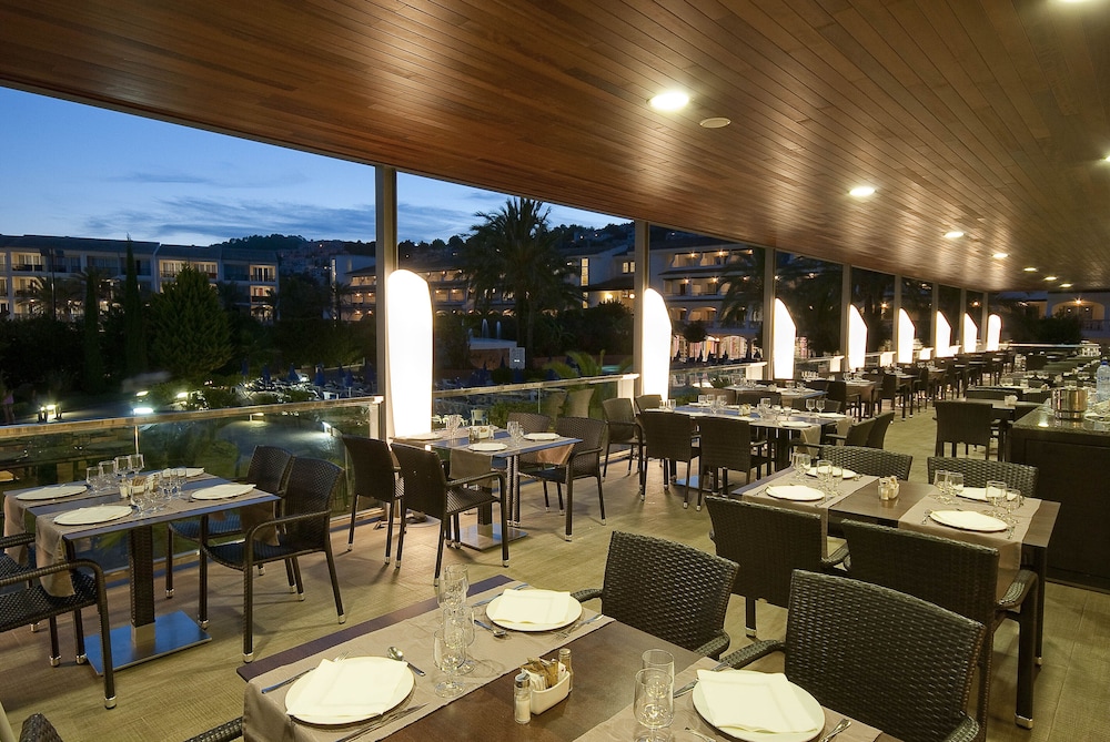 FERGUS Club Font de Sa Cala Beach